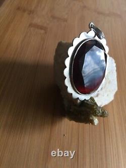 A Vintage piece of jewelry, Genuine Faceted Carnelian, Solid Sterling Silver