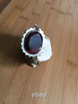 A Vintage piece of jewelry, Genuine Faceted Carnelian, Solid Sterling Silver