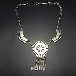 Exquisite Vintage ZUNI Sterling Silver and Fine TURQUOISE Needlepoint NECKLACE