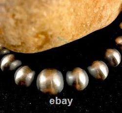Navajo Pearls Graduated Sterling Silver Southwestern Bead Necklace 23