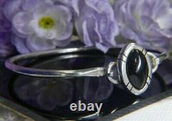 Onyx front opening 0.925 Sterling Silver 7 Vintage Bangle Bracelet