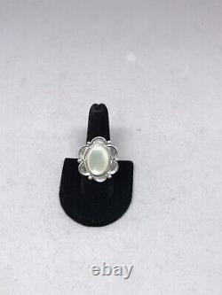 Rare Vintage Art Nouveau Sterling Silver Ring Size 8 Mother of Pearl Beautiful