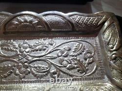 SLV 123 VINTAGE INDIAN KUTCH STERLING SILVER TRAY, (More than 94 % Silver)