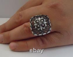 VINTAGE DESIGN RING With. 25 CT ACCENTS & WHITE ENAMEL/ SZ 5-9 / STERLING SILVER