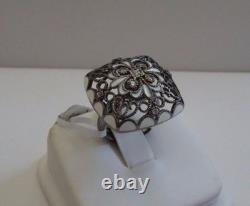 VINTAGE DESIGN RING With. 25 CT ACCENTS & WHITE ENAMEL/ SZ 5-9 / STERLING SILVER