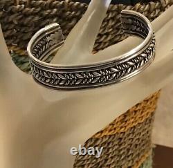 VTG Native American Sterling Silver Cuff Bracelet with Twisted Design Insert