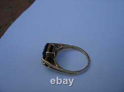 Vintage 0.86CT Emerald Cut Green Emerald 14K Yellow Gold Finish Wedding Ring