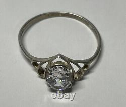 Vintage -9.25 Silver, Diamond Color. Ring