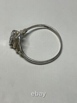 Vintage -9.25 Silver, Diamond Color. Ring