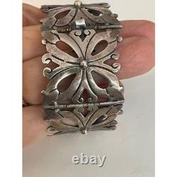 Vintage Mexican Sterling Silver Hinged Bracelet Cut Out Floral Design Cuff EUC