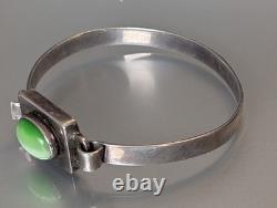 Vintage Mexico 925 Sterling Silver Green Cat's Eye Bangle Bracelet Modernist 19g