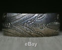 Vintage Native American Navajo Stamped Sterling Silver Cuff Bracelet