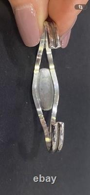 Vintage Native American Navajo Sterling Silver MOP Cuff Bracelet Unsigned