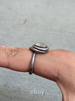 Vintage Sterling Silver Ring Glass Size 11 Round Modern Avant Garde Abstract