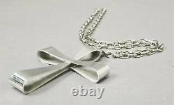 Vintage Wells Sterling Silver 3 ¾ x 2 ¾ Cross Necklace