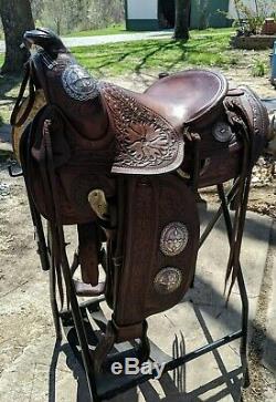 Vintage Western Saddle 15 Seat Very Exquisite Tooling, Lots Of Sterling silver