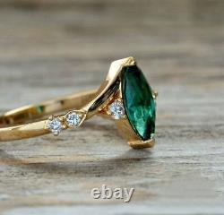 2.70ct Marquise Lab A Créé Green Emerald Women's Ring 14k Jaune Or Plaqué