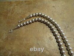 24 Authentic Vintage Navajo Argent Sterling Pearls Collier De Perles Sur La Queue De Renard