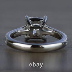 Bague de fiançailles en moissanite taille coussin de 2 ct, sertie pavé, plaquée or blanc 14K
