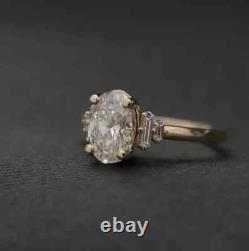 Bague de fiançailles pour femmes en diamant lab-grown taille ovale 1 ct plaquée or jaune 14K
