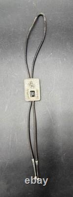 Bolo tie vintage en argent sterling du bicentenaire du Wyoming avec une majestueuse pierre de jade