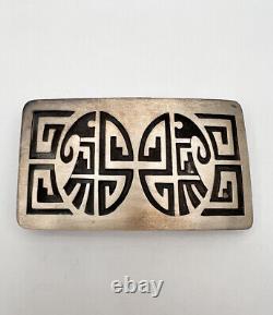 Boucle de ceinture vintage Hopi en argent sterling avec motif tribal en superposition, signée 3 3/8.