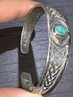 Bracelet en argent sterling 925 vintage avec motif de crête en turquoise.
