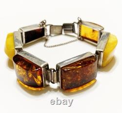 Bracelet en chaîne de livre en argent sterling vintage avec ambre jaune d'œuf et cognac de la Baltique