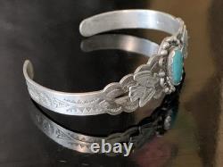 Bracelet jonc en argent sterling avec turquoise Thunderbird de l'époque Fred Harvey vintage