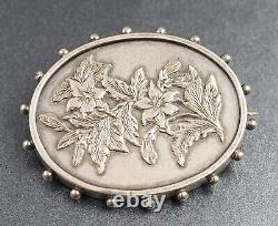 Broche en argent sterling avec fleurs et feuilles