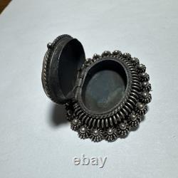 Collier Boîte à Pilules Vintage Antique en Onyx et Argent Sterling Signé par le Designer