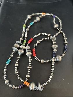 Collier de perles multicolores en argent sterling, style Native Navajo, long de 48 pouces.