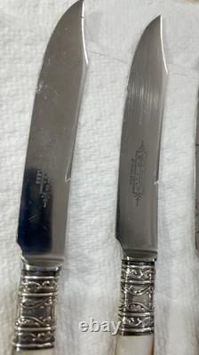 Couteaux vintage en nacre (16), fourchette de service et louche avec colliers en argent sterling