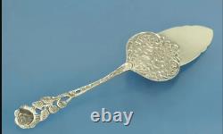 Cuillère à gâteau en argent sterling vintage 800 avec motif de rose, présentation décorée rare d'Allemagne