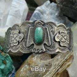 Fred Harvey Era Vintage Navajo Thunderbird Turquoise Bracelet Signé Ster