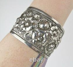 Grand Bracelet De Manchette Antique De Repousse Floral Lourd D’argent Sterling