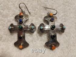 Grands boucles d'oreilles pendantes en argent sterling vintage avec croix en pierres précieuses sud-ouest