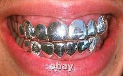 Grillz en argent personnalisés en argent 925 dans ce style exact pour les 8 dents du haut et les 8 dents du bas