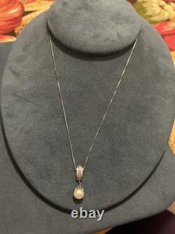 Lot de bijoux en argent sterling vintage et perles d'eau douce : collier, bracelet, bague Lot de bijoux en argent sterling vintage et perles d'eau douce : collier, bracelet, bague