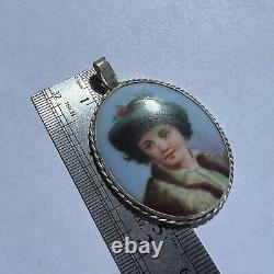 Pendentif de femme en argent sterling vintage 925 avec portrait peint à la main en émail