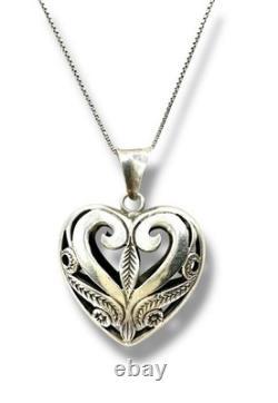 Pendentif en argent sterling vintage en forme de cœur boho avec un design de volutes orné