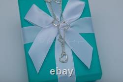 Tiffany & Co. Bracelet vintage Elsa Peretti en argent sterling à 5 cœurs ouverts, 7 pouces de long