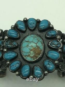 Vintage Navajo Sterling Argent Turquoise Triple Cluster Stamped Cuff Bracelet